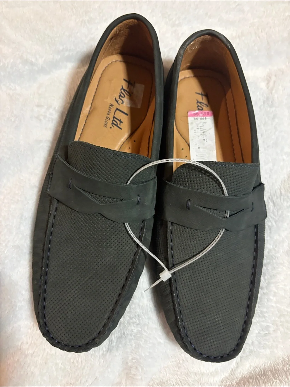Flow Ltd. Men's Black Slip-On Penny Loafers
